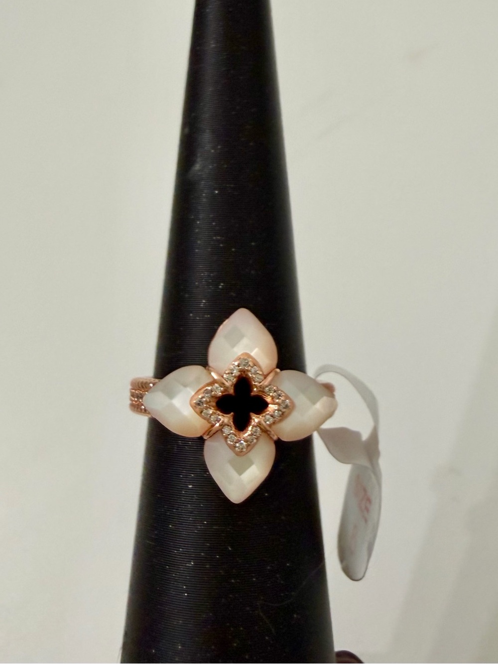BP Curated Luxury clover ring